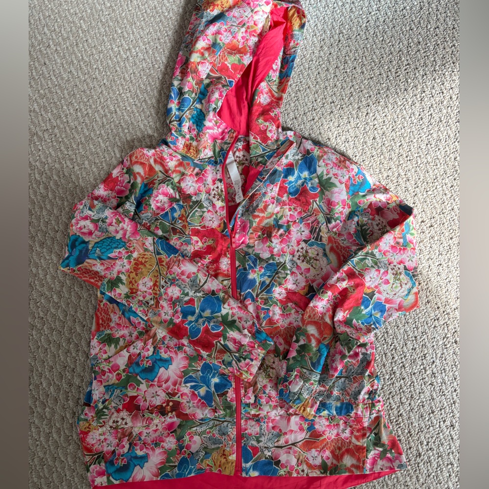 LULULEMON loose fit define